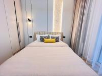 Вива - Ferienwohnung Astana