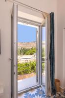 Ohana Suites, Cozy Apt near Miaouli Square - Bed and Breakfast Ermoúpolis