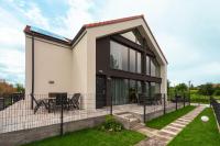 Flatbook Stegna Południowa Apartamenty z Basenem - Chambres d'hôtes Stegna