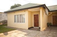 Chakamucha Apartments Cozy 1BR Apartment with Starlink and free parking - Chambres d'hôtes Lusaka