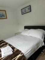 Cosy room in a private house - B&B Midleton