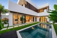 3BR Prime Villa Uluwatu with Pool and Free Airport Pickup - B&B Uluwatu
