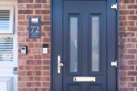 Modern 2-Bedroom House - Walk to Hospital & Town Centre - Free Parking & Private Garden - B&B Reading