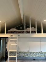 Minihus med sovehems og sovesofa - B&B Fredrikstad