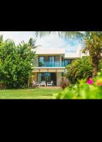 Seafront apartment - B&B Grand Gaube