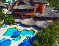 B&B Zihuatanejo - Villa Carolina Boutique Hotel ADULTS ONLY - Bed and Breakfast Zihuatanejo