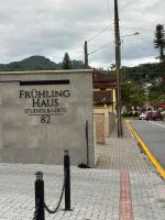 Frūhling Haus - Apartamentos - Chambres d'hôtes Pomerode