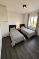 Newly Renovated 3-Bedroom Home in New holland - B&B New Holland