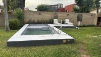Fina residencia con chimenea en Lambaré - B&B Asunción