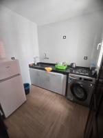 Apartamento de 1 dormitorio con balcón