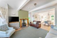 5 Bed in Staveley oc-lr078 - B&B Staveley