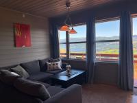 Amazing river Views - Private Sauna - Balcony! - B&B Voss