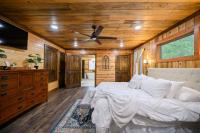 Red Fern Cabin - Rustic Romantic Honeymoon - Chambres d'hôtes Broken Bow