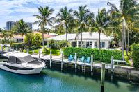 Seven Palms Waterfront- Private Dock, Heated Pool & Lanai -Walk to beach! by Maven Vacation Rentals - B&B West Palm Beach