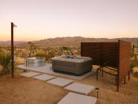 Kinetic House-Joshua Trees Sculptures Cowboy Pool - Ferienwohnung Yucca Valley