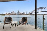 Sydney's Best Harbour Views First Row Water Front - B&B Sydney
