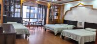 Chambre Triple avec Balcon