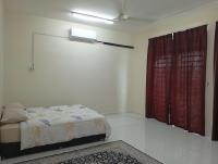 A&Z Homestay Kangar with 4 Bedroom Aircond 3 Bathroom - B&B Kangar