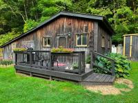 The Renovated Barn at Seneca Rocks - Chambres d'hôtes Seneca Rocks