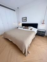 Superb city center view three bedrooms Stunning views of the Bund Shanghai Tower Yu Garden and Peoples Square - Chambres d'hôtes Shanghai