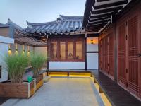 한옥스테이 이담, 황리단길 내 조식 주차 포함 - B&B Gyeongju