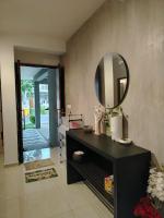 Villa 80 - B&B Gonapola