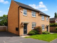 Lovely 3 Bedroom house with parking - B&B Nottingham