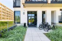 Stylowy Apartament z Balkonem Przy Promenadzie by Noclegi Renters - Chambres d'hôtes Świnoujście