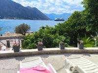 Trinity Apartment Seafront - B&B Kotor