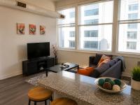 #3 Downtown Free Parking- Walk to Gainbridge, Lucas Oil, Conv Cntr - B&B Indianapolis