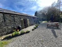 Tithe Barn 2 - Abercelyn Cottages - Llanycil - Bala - Gwynedd - LL23 7YF - UK - B&B Llanycil