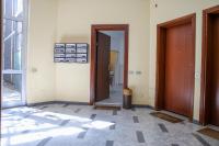 Spacious Apartment near Lake Como & Station by PM Lake Como - B&B Como