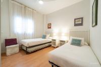 2 Bedroom Apartment by Guadalquivir River - B&B Sevilla