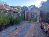 Flower Lane Guesthouse - B&B Kathu