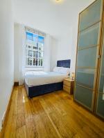Central London 3-Bedroom Apartment 10 Min to King's Cross - Bed and Breakfast Londen