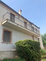 Casa Comerci Rest & Wine - Bed and Breakfast Badia
