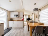 Lovely 6 Berth Caravan With Decking At Suffolk Sands Holiday Park Ref 45005Hc - B&B Felixstowe
