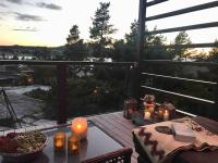 Exclusive cabin near sea & Preikestolen - Bed and Breakfast Idse
