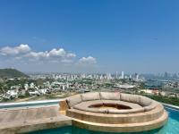 NEW! Ocean & City 360views 25FL FREE Airport pick up BY IMZ - Ferienwohnung Cartagena