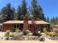 South Lake Tahoe Keys State Streets Cabin - Chambres d'hôtes South Lake Tahoe