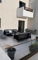 Casa Milla Apartment mit großer Terrasse Meerblick direkt am Meer - Ferienwohnung Chlórakas