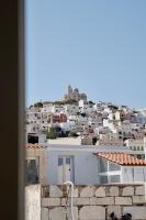 Drop in - B&B Ermoúpolis
