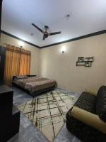 Your Perfect Home Away From Home - Ferienwohnung Lahore