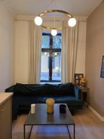 Central Oslo - Sleeps 8 - 4BR near Oslo S - B&B Oslo