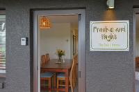 Frankie And Hugh's The Quiet Burrow - B&B Matamata