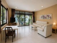 Sammy Seaview Mae ramphueng Beach Front Homestay Apartment แซมมี่ ซีวิว ที่พักวิวทะเลหน้าหาดแม่รำพึง - B&B Rayong
