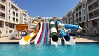 Pool View Apartment Near Airport & Beach - B&B Hurghada