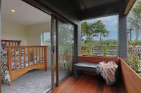 Frankie And Hugh's The Quiet Burrow - B&B Matamata