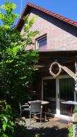 Eule west und Eule ost Feriehäuser im urigen Garten - Ferienwohnung Zingst