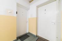 Sikorskiego Signature Apartment by BookingHost - Bed and Breakfast Poznań